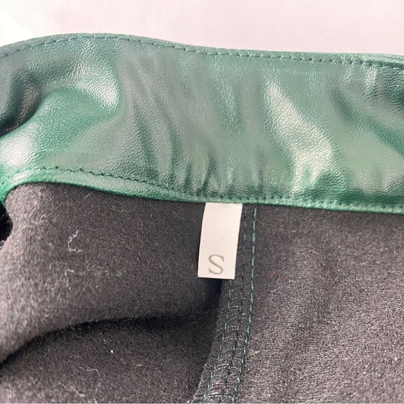 Vinyl Jacket (Choice of Purple or Green) - Picture 11 of 14